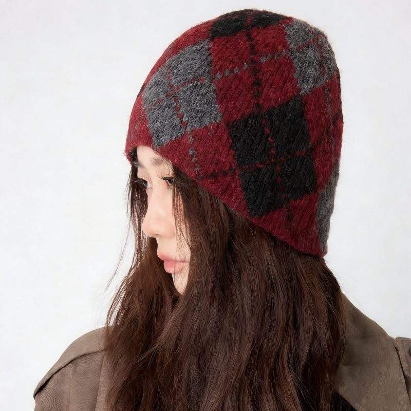 Classic Argyle Color Block Knit Beanie – Casual Warm Wool Hat - Image 2