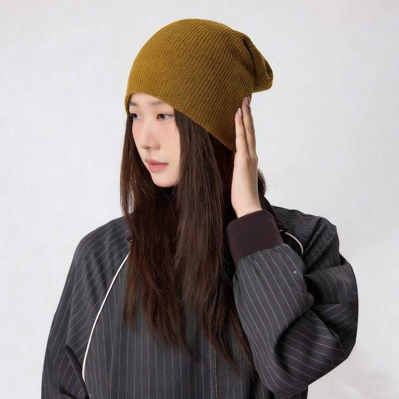 Lightweight Slouchy Beanie for Women – Versatile Knit Hat for Spring & Fall