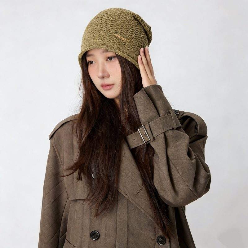 Vintage Wave Pattern Rolled Edge Knit Beanie – Casual Winter Hat - Image 3