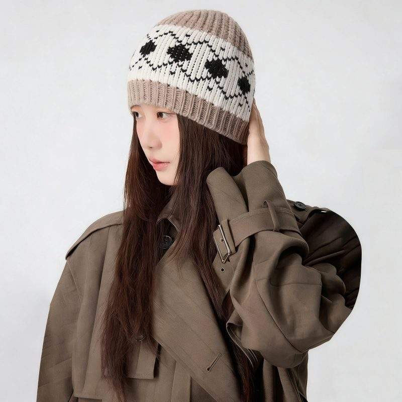 Women’s Vintage Jacquard Knit Beanie – Wool Yarn Winter Hat - Image 3
