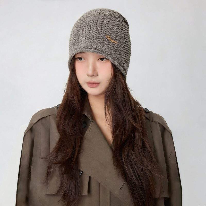 Vintage Wave Pattern Rolled Edge Knit Beanie – Casual Winter Hat